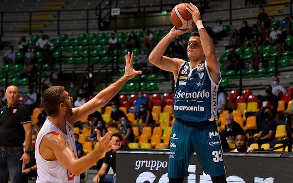 Cantù, Pecchia: “Convivere con il virus non è stata una passeggiata”