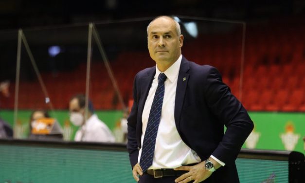 Il Real Betis ha esonerato coach Curro Segura