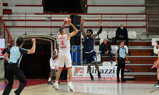 Le pagelle di Varese-Roma: Scola MVP, bene Douglas e Baldasso, male Wilson