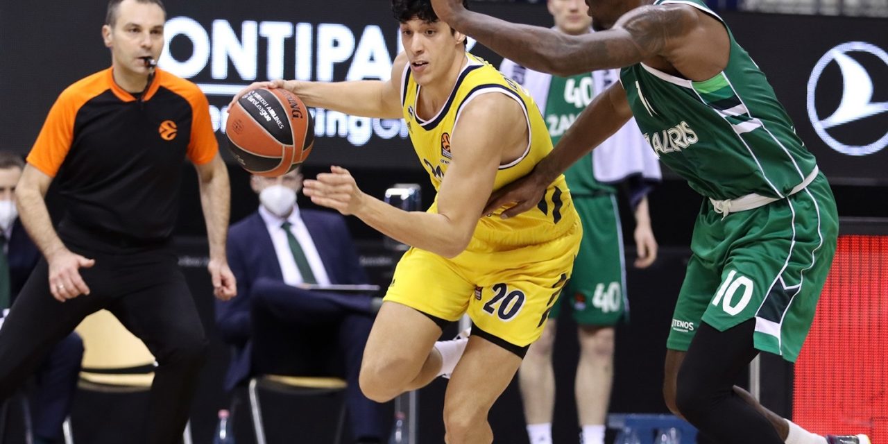 Italiani all’estero: Fontecchio stende il Khimki. Trinchieri procede spedito.