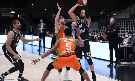 La Virtus Bologna spinta dai successi in Europa vuole ripetersi anche in Italia. Sulla sua strada Cantù per una sfida dal sapore storico