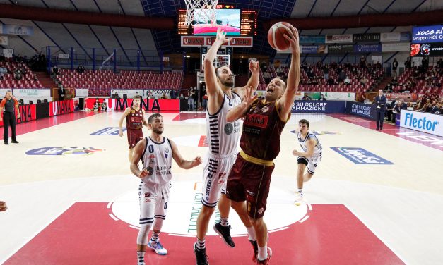 Le ultime dai campi – Sassari sfida Venezia per le zone alte della classifica in una nuova classica del basket italiano