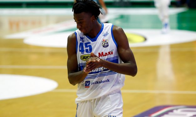 Barford dice 33 ma non basta, Akele spegne sulla sirena la rimonta Vanoli