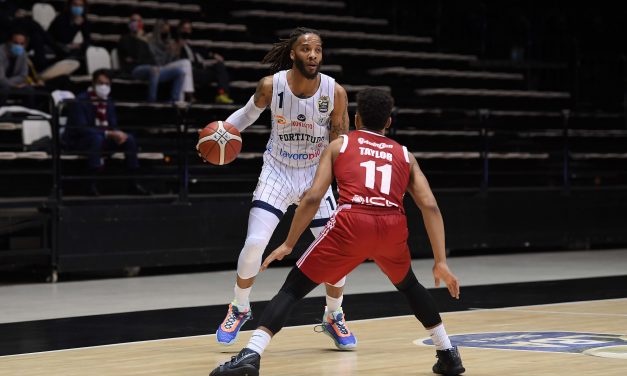 Fortitudo Bologna-Reggio Emilia, le pagelle: Hunt granito in area, Banks top scorer. Delude Elegar