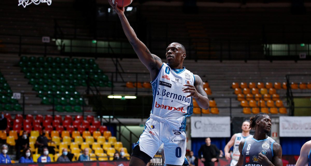 Cantù recupera Frank Gaines, dopo 21 giorni di positività al Covid-19