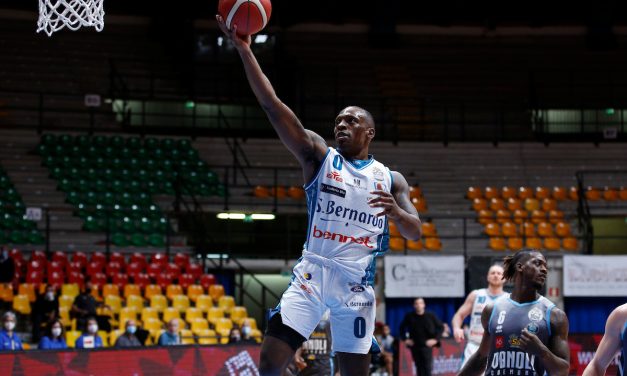 Cantù si aggiudica il derby della paura per 69-74. Ora Brescia trema per davvero