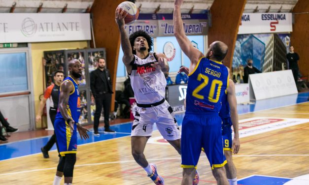 Scafati fatica ed un finale pazzo sconfigge l’Eurobasket Roma 79-80 al PalAvenali
