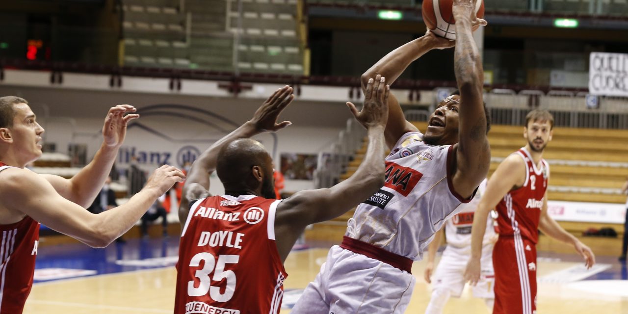 Trieste spara a salve e Venezia ringrazia, la Reyer sbanca l’Allianz Dome