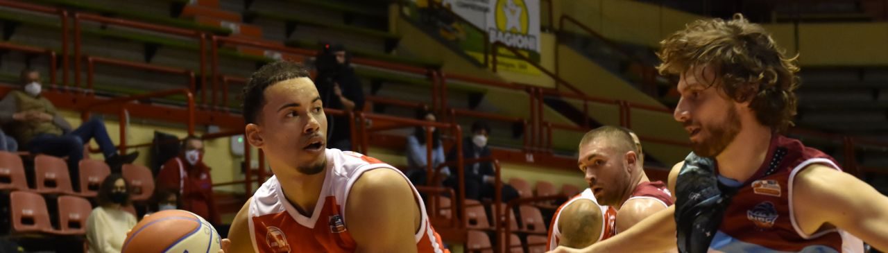 Ventiduesimo turno nel girone rosso: il match di cartello è Forlì-Eurobasket Roma