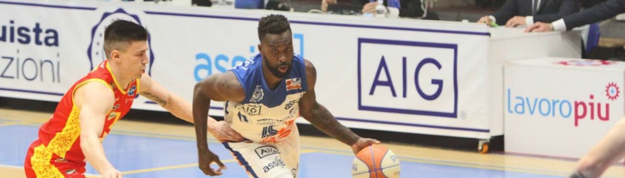 Al via il 26esimo turno nel girone rosso: spicca la sfida tra Ferrara e Pistoia