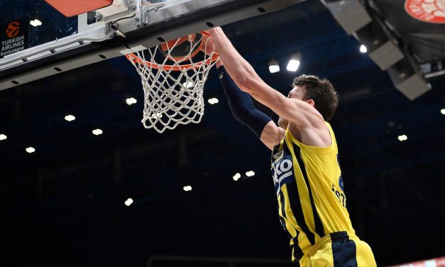 L’Olimpia crolla contro la grinta del Fenerbahce