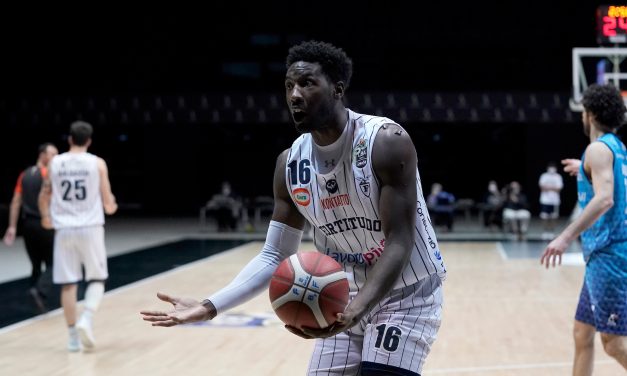 Fortitudo, Dario Hunt: “Con Cantù sarà una partita senza ritorno. Prometto ai tifosi che daremo il 100% di noi stessi”