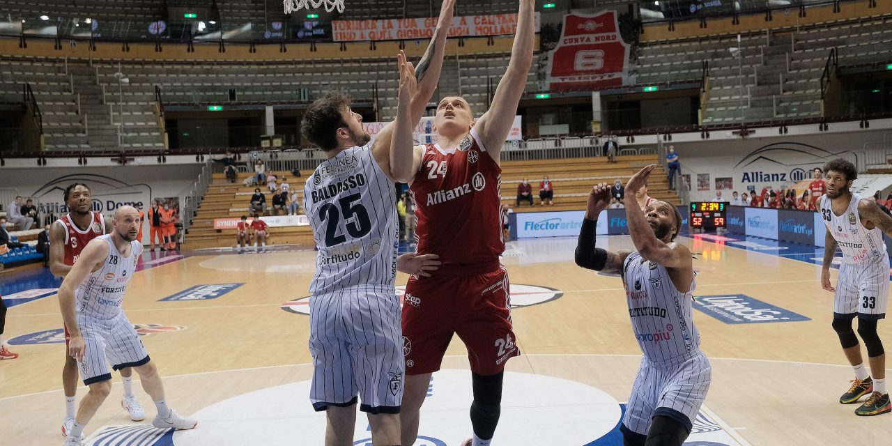 Trieste-Fortitudo Bologna, le pagelle: Henry e Grazulis sugli scudi, bene Banks e Aradori