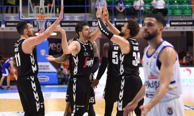 Una Virtus perfetta batte Brindisi 73 a 66 e conquista Gara 1