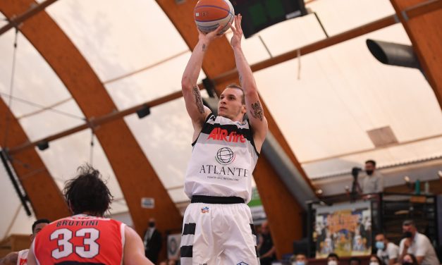 L’Eurobasket Roma batte ancora Forlì al PalAvenali e centra una storica semifinale