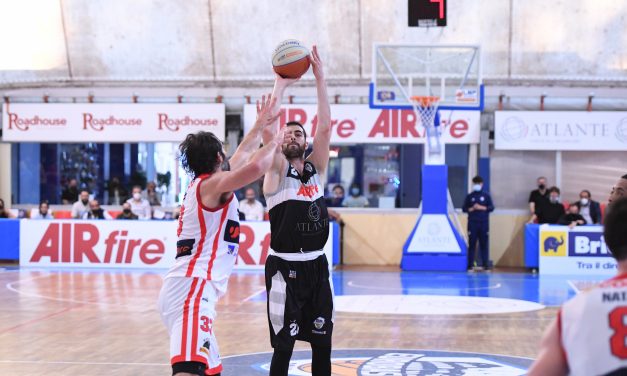 Al PalAvenali Roma batte Forlì 76-72 e vola in vantaggio 2-1 nella serie