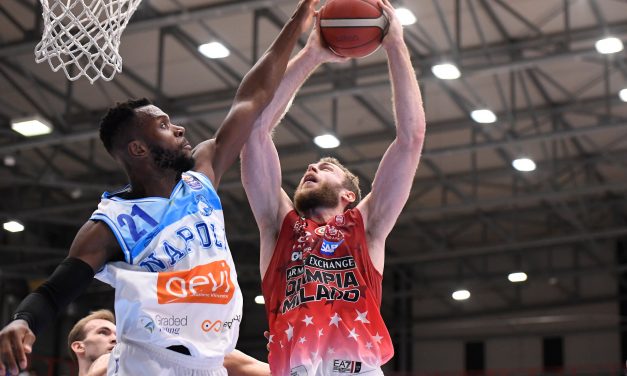 Milano controlla, Napoli ci prova ma non basta: al PalaBarbuto è 63-73