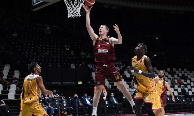 Supercoppa LBA- le pagelle di Pesaro-Venezia: Sanders il mattatore della sfida, in luce Echodas, non si salva nessuno nella VL