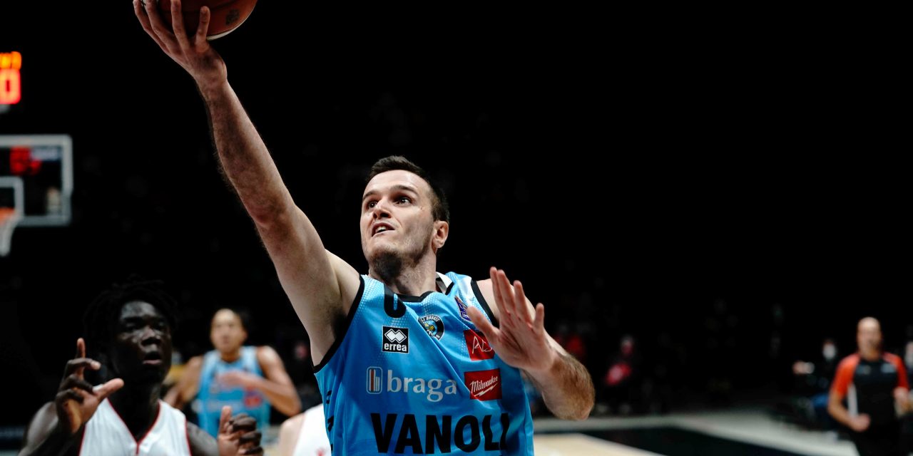 Cremona, con 23 punti career high in serie A per Andrea Pecchia