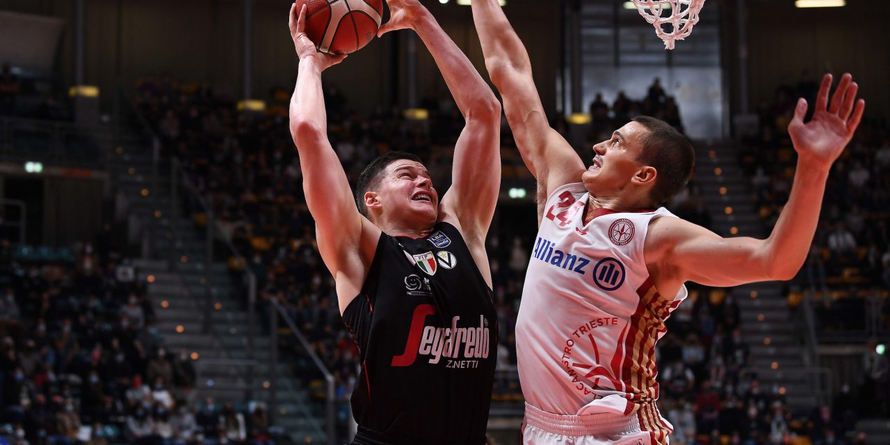 La Virtus Bologna capolista a Napoli contro l’ex Sacripanti