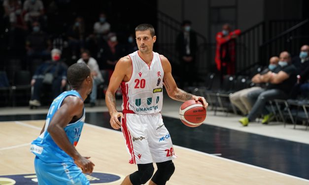 UNA GRANDE PRESTAZIONE OFFENSIVA DI REGGIO EMILIA AFFONDA NAPOLI PER 102-90