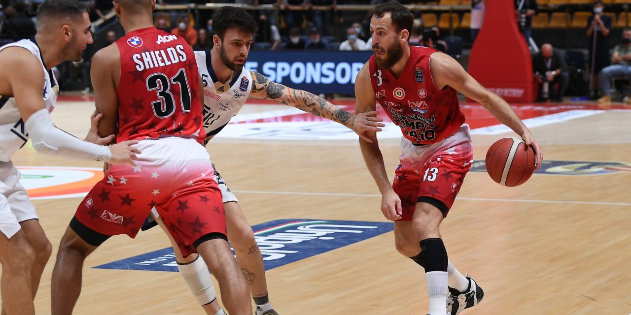 Fortitudo Bologna-Milano, le pagelle: Rodriguez incanta il PalaDozza, Shields prezioso. Aradori tiene a galla i suoi, Martino l’anima dell’Aquila
