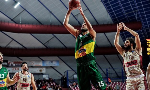 Suicidio Reyer, il Bursaspor passa al Taliercio con un 5-24 nell’ultimo quarto (62-70)