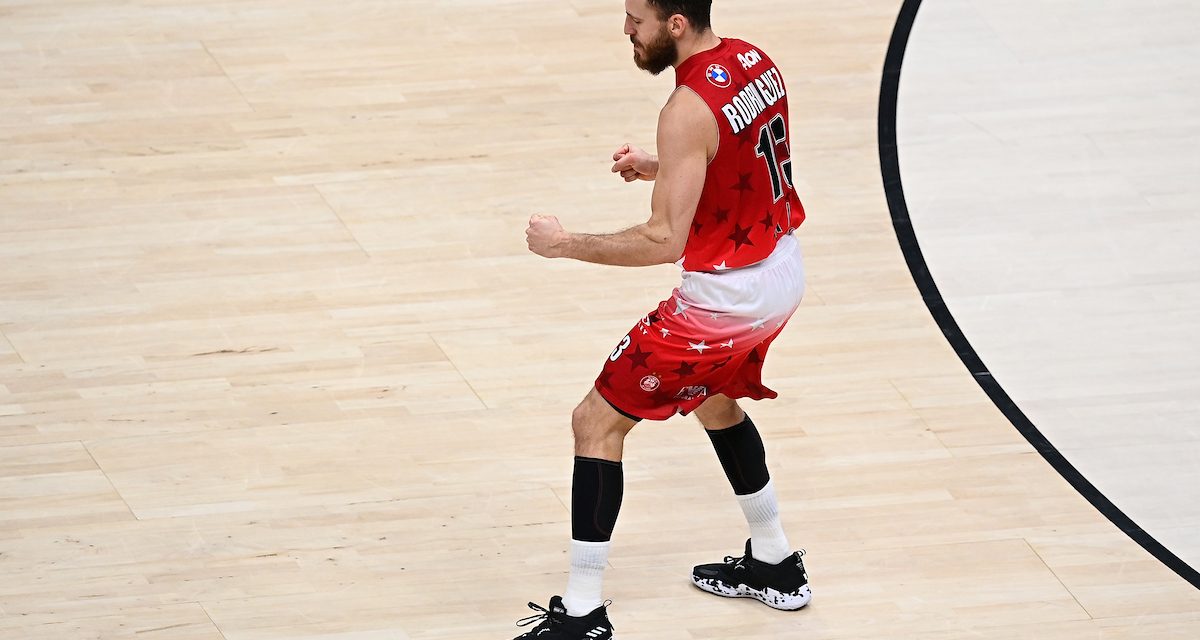 Milano sopravvive a una coriacea Reggiana 84-74