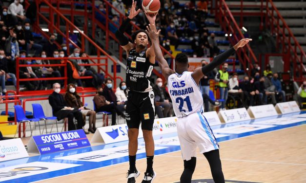 Trento supera Napoli, priva di Rich causa Covid-19, 72-81 al PalaBarbuto