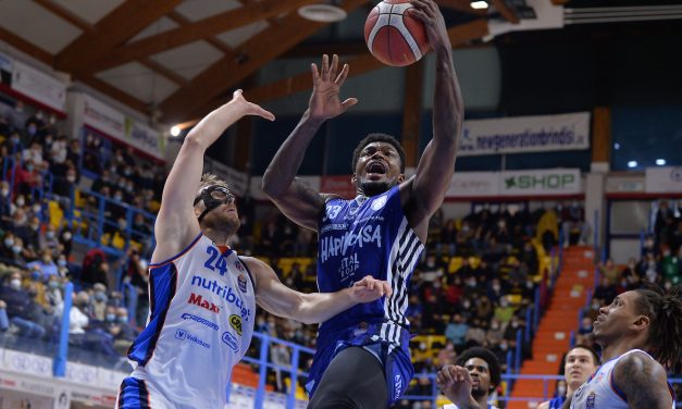 Brindisi rischia di sprecare tutto, ma supera Treviso 99-95 dopo un supplementare