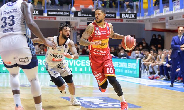 Pesaro la spunta nel finale, ko Brindisi 89-91 al PalaPentassuglia