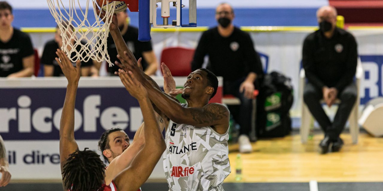 Eurobasket Roma infila la quarta vittoria consecutiva, sconfitta Chieti 85-73