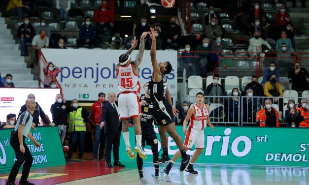 Varese trova la terza vittoria consecutiva, sconfitta Trento 90-89