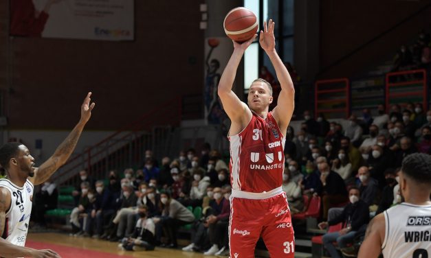 Reggio Emilia supera Tortona dopo un supplementare per 93-98