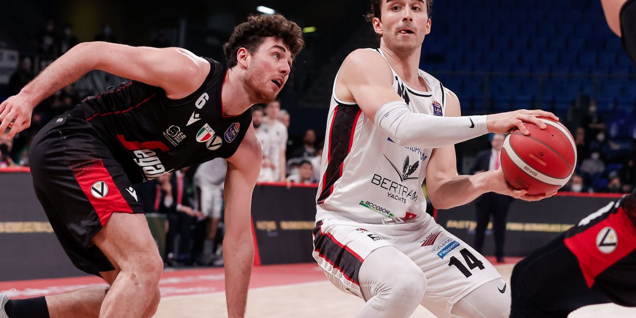 Tortona hai fatto la storia e sei in finale, per la Virtus è notte fonda: 94-82