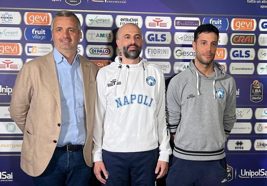 Napoli, Buscaglia: “Quì per centrare l’obiettivo della salvezza”