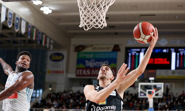 Trento trova una vittoria preziosa in chiave salvezza, battuta Brindisi 96-78 con uno strepitoso Flaccadori