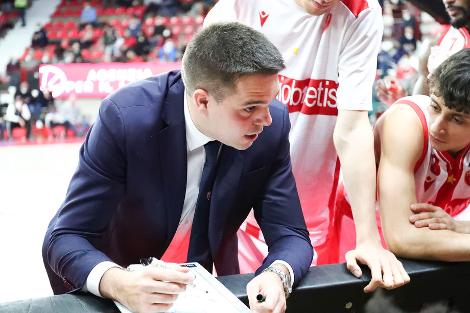 Varese, Seravalli: “Le idee di gioco restano le stesse. Un grande stimolo avere l’opportunità di aiutare il club a salvarsi”