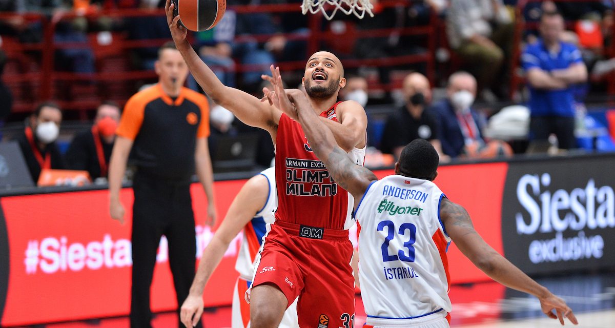 Le pagelle di Milano-Efes: Shields inarrestabile, Hines solido, Rodriguez decisivo, non basta il duo Larkin-Micic ai turchi