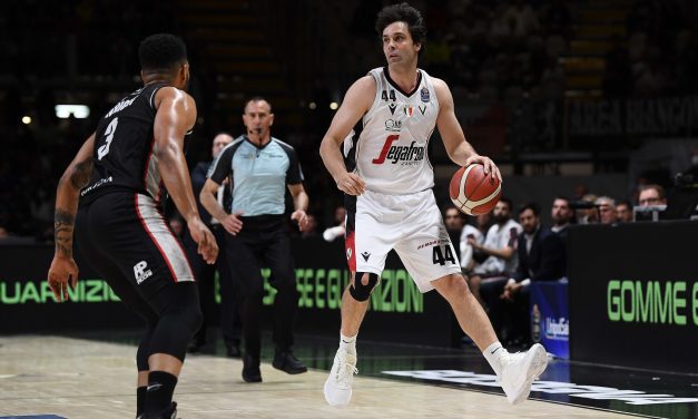 Sale in cattedra Teodosic: la Virtus batte Tortona 91 a 70 e si porta sul 2 a 0