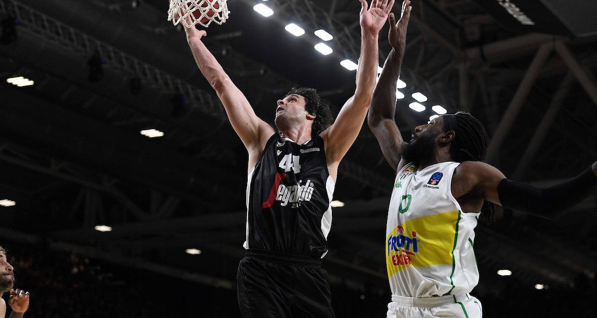 Le pagelle di Virtus Bologna-Bursaspor: Teodosic decisivo, Sampson e Jaiteh dominano in area, non basta Dudzinski ai turchi