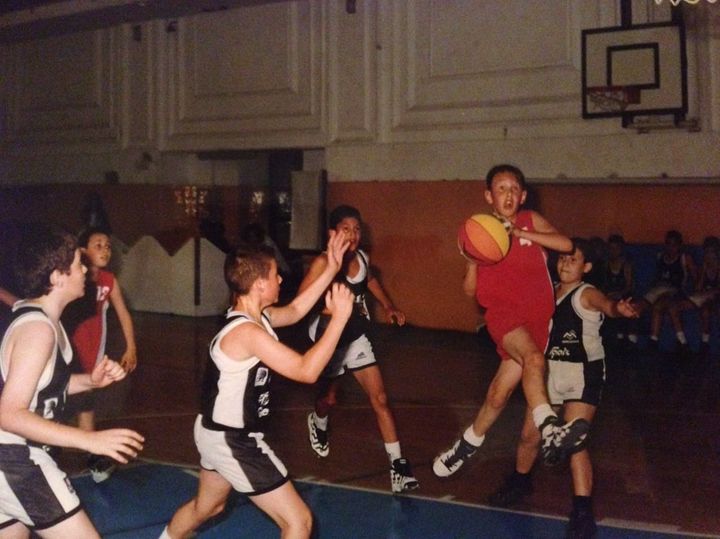 Peppe Poeta annuncia il ritiro: “Non avrei mai immaginato di giocare in Serie A, in Eurolega o addirittura di vestire per più di cento volte la maglia Azzurra”.