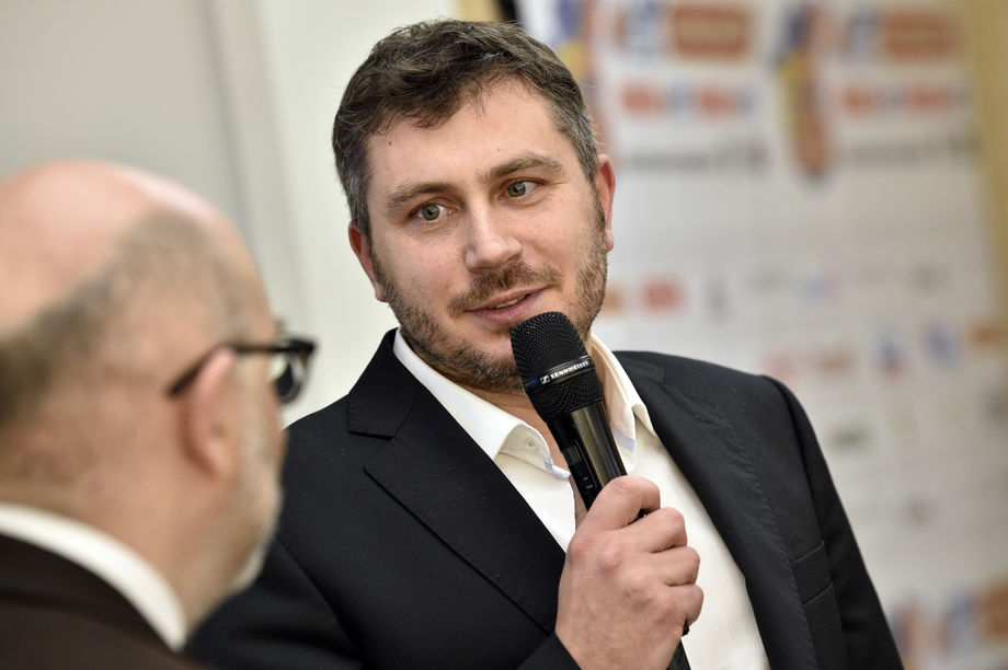 Tortona, il club manager Carrera: “Vogliamo cercarci di migliorarci ancora sia come squadra sia come società”