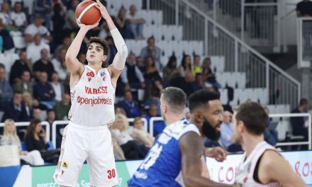 Varese, la crescita di Caruso: “Sia io che la squadra dobbiamo proseguire su questa strada, abbiamo tanto margine per far bene”