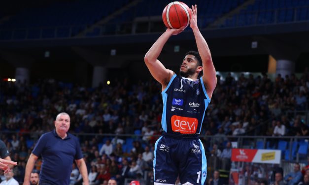 BM ON LBA/ Pesaro si fa beffare all’ultimo istante, una generosissima Napoli passa alla Vitrifrigo Arena 99-97 – di Elio De Falco
