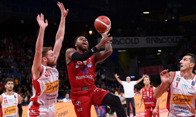 BM GAMEDAY LBA/ LE PAGELLE: NELLE FILA DI MILANO OTTIMI THOMAS E DAVIES, OLTRE AL SOLITO PANGOS, BENE ABDUL RAHKMAN E CHEATHAM PER PESARO