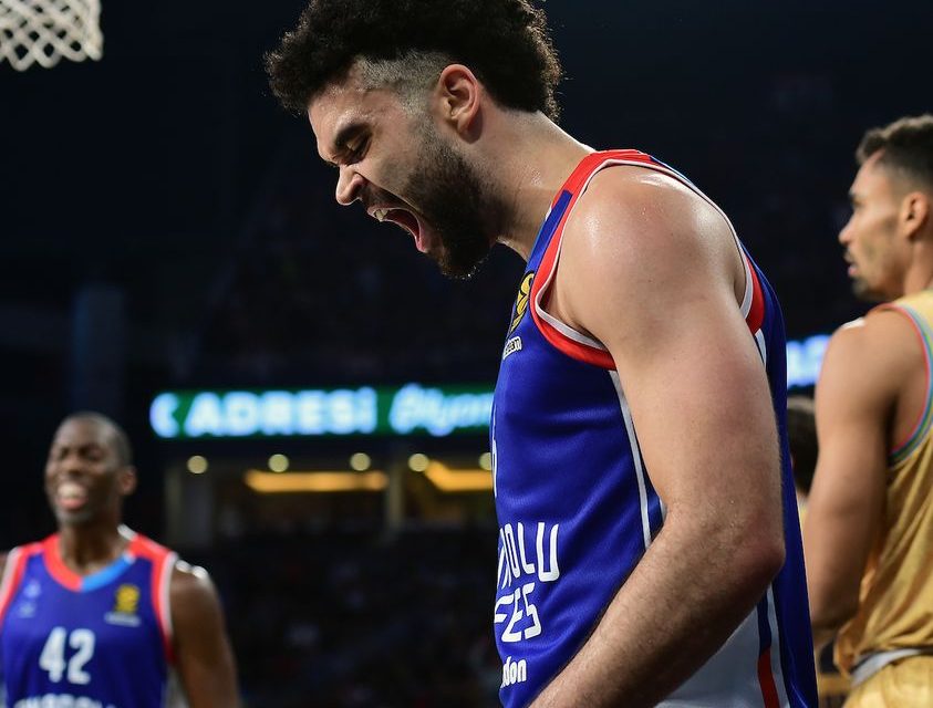 BM DA EUROLEAGUE / SPECIAL MATCH: IL BARCELLONA REGGE UN QUARTO. CLYBURN, M’BAYE E MICIC TRASCINANO L’EFES AL SUCCESSO (96-86) – DI SALVATORE POSSUMATO