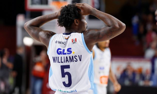BM ON LBA / GEVI NAPOLI VICINA ALLA CHIUSURA CON DAVIS, ALA GRANDE GRANDE EX PERISTERI