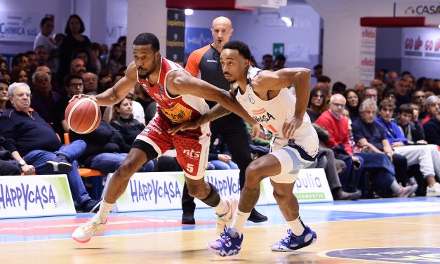 BM ON LBA/ Brindisi-Pesaro, le pagelle: Kravic e Abdur-Rahkman brillano, bene anche Totè. Non si salva nessuno nei pugliesi – di Valerio Laurenti