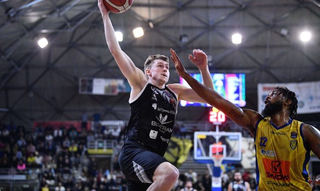 BM ON LBA/ Scafati passeggia al PalaMangano, Scafati ko 91-72 – di Elio De Falco